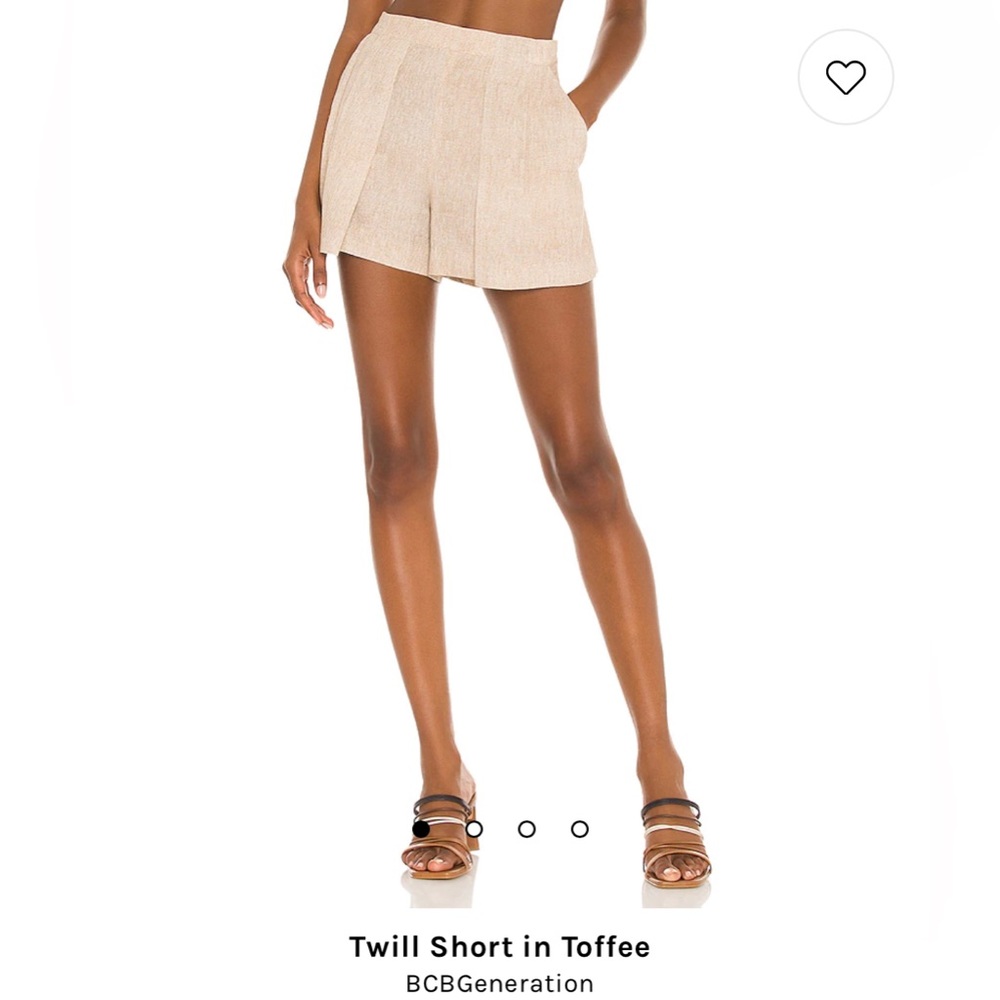 BCBGeneration Twill Short in Toffee
